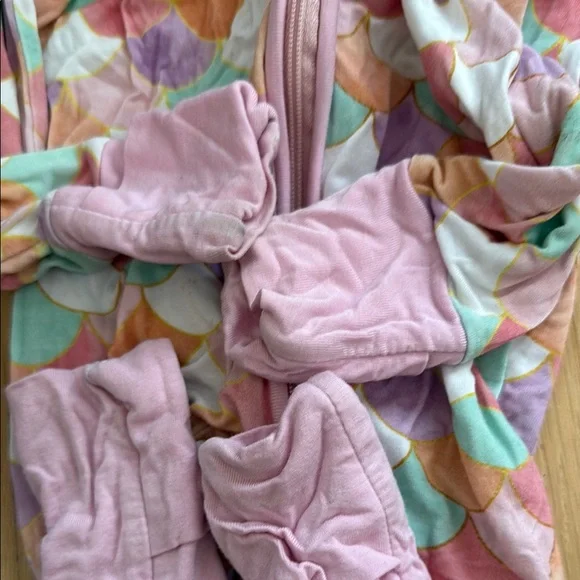 Little Sleepies set of 3-6 months zippies - Picture 6 of 7